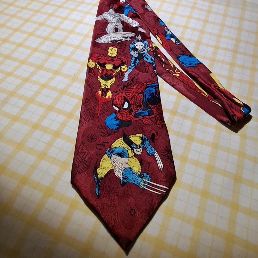 1994 Marvel Avengers Tie